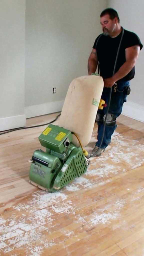 When-Is-the-right-time-Schedule-Hardwood-Floor-Repair